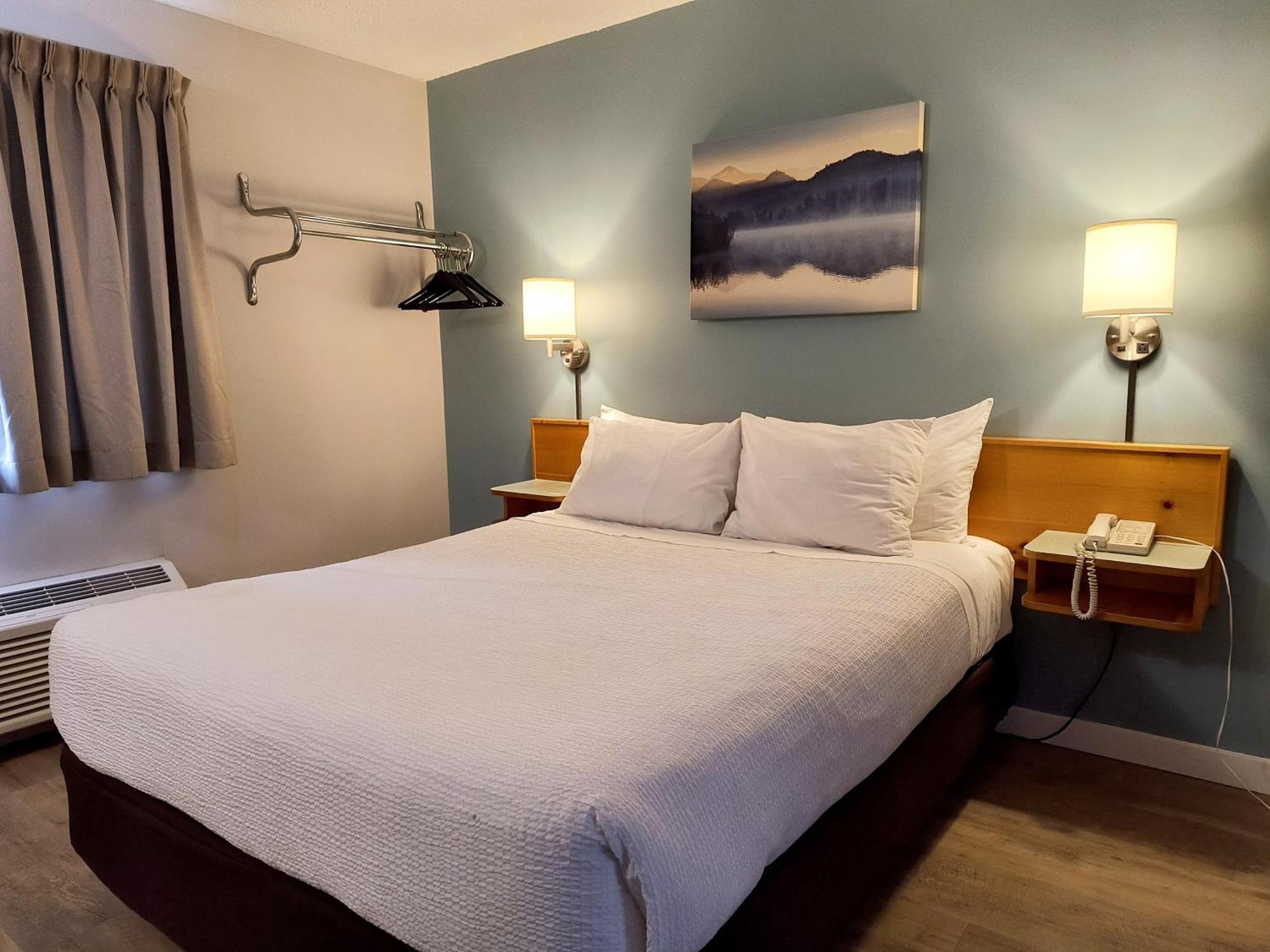 Fireweed Motel Smithers Eksteriør bilde
