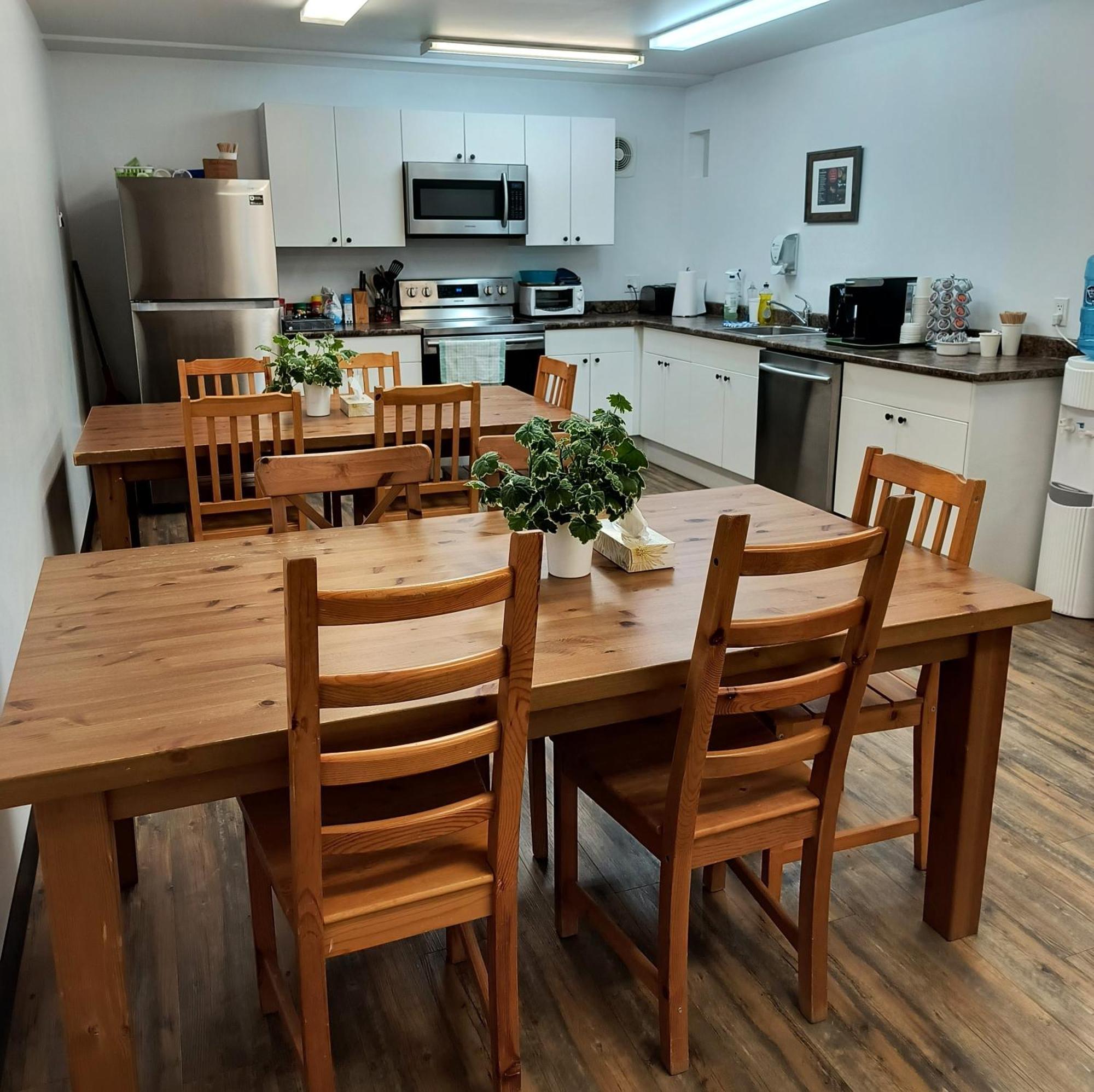 Fireweed Motel Smithers Eksteriør bilde